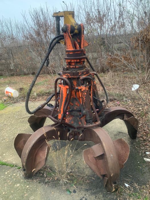 Graifer pentru fier vechi