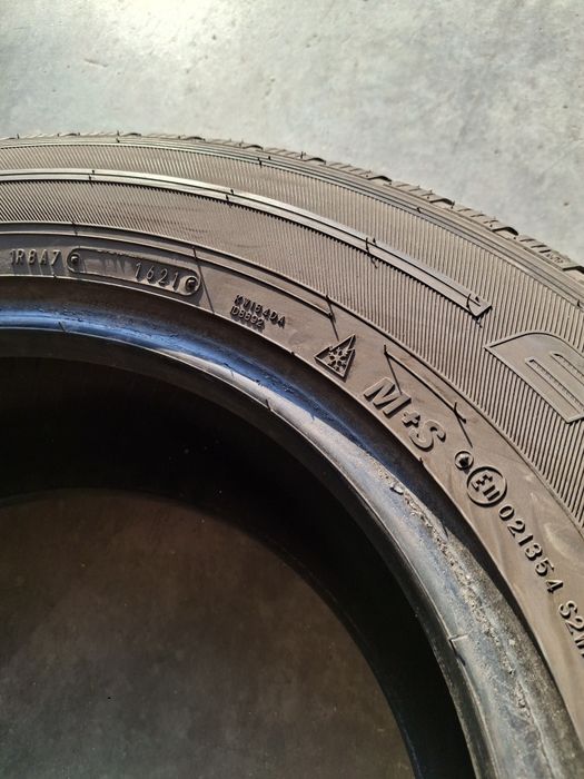 2 Anvelope M+S 235 65 r16C  Falken
