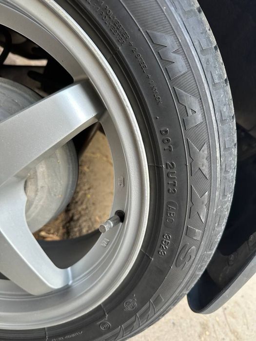 балон сотилади  400 минг sotiladi balon uzi