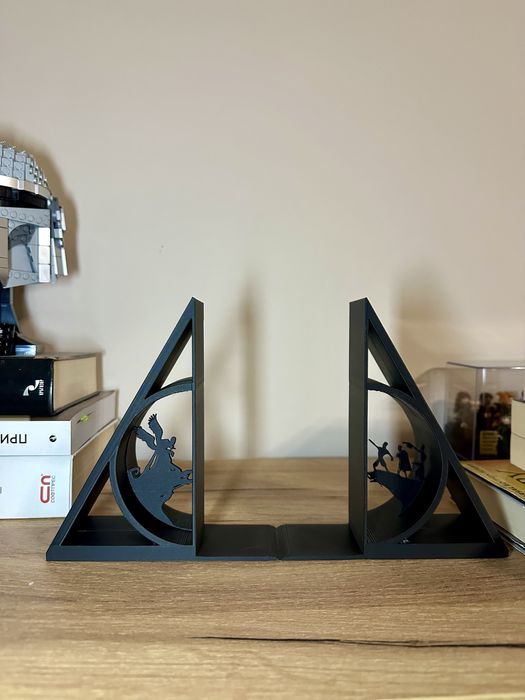 3D принтирана bookend  „Harry Potter“ – Даровете на Смъртта