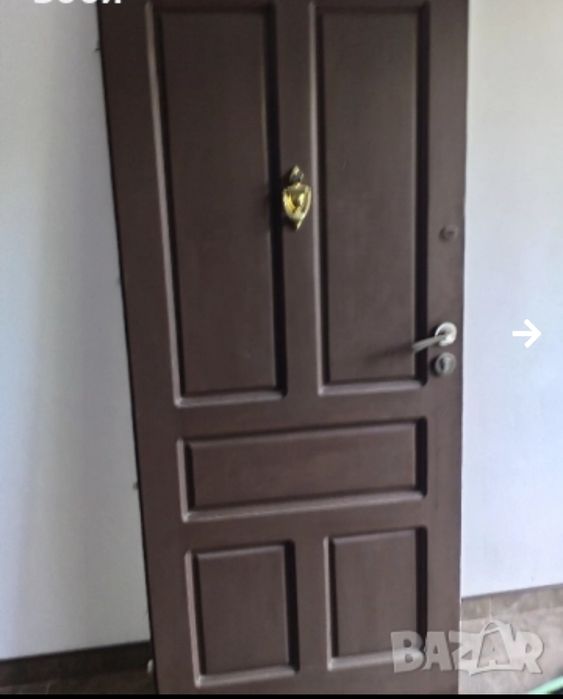 Дървена входна врата от Чам