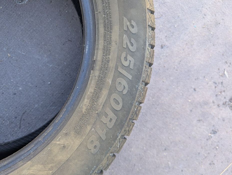 Зимние шины 225/60 r18