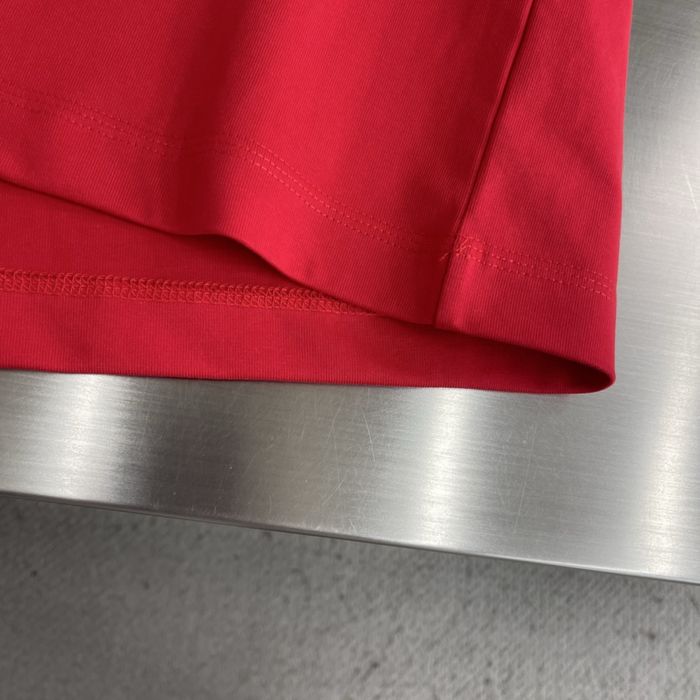 Tricou Burberry , calitate premium , pe comanda , nou , L