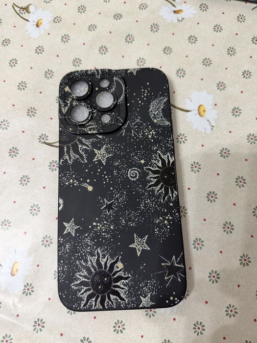 Продам чехлы на 14 pro max