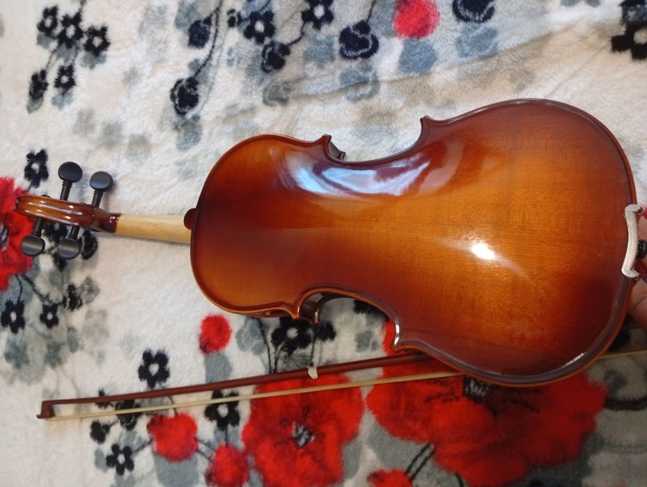 Vând vioara 3/4 elevi