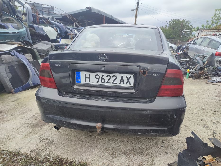 Опел Вектра 1.6 бензин