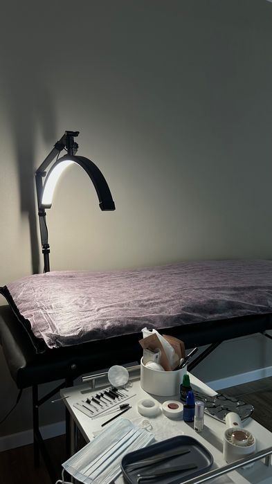 Лампа «Луна» для наращивания ресниц