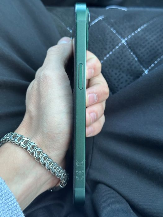 iPhone 13 79акб.