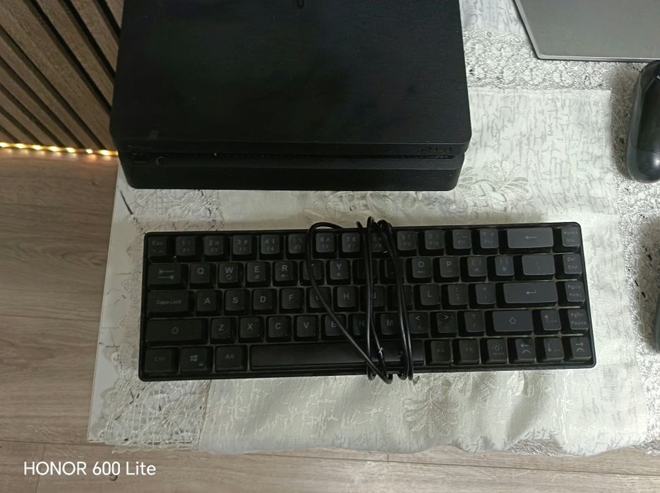 Vând setup gaming complet  800 lei