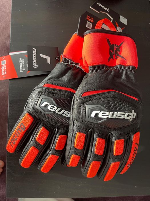 Скиорски ръкавици Reusch
