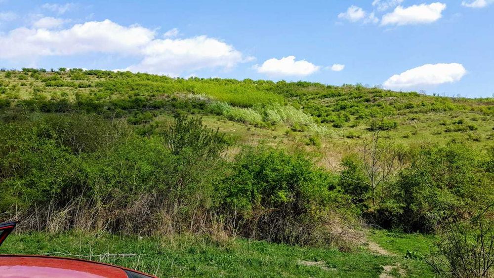 De vanzare teren compact - 7 ha