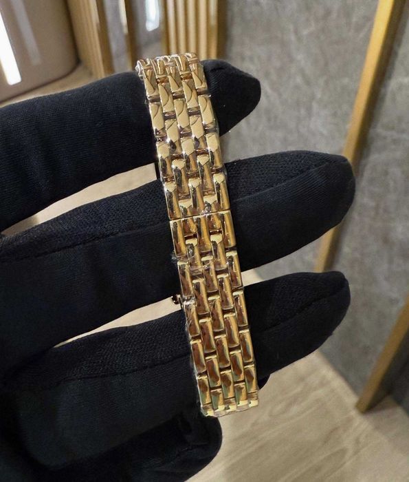 Cartier Panthere златен