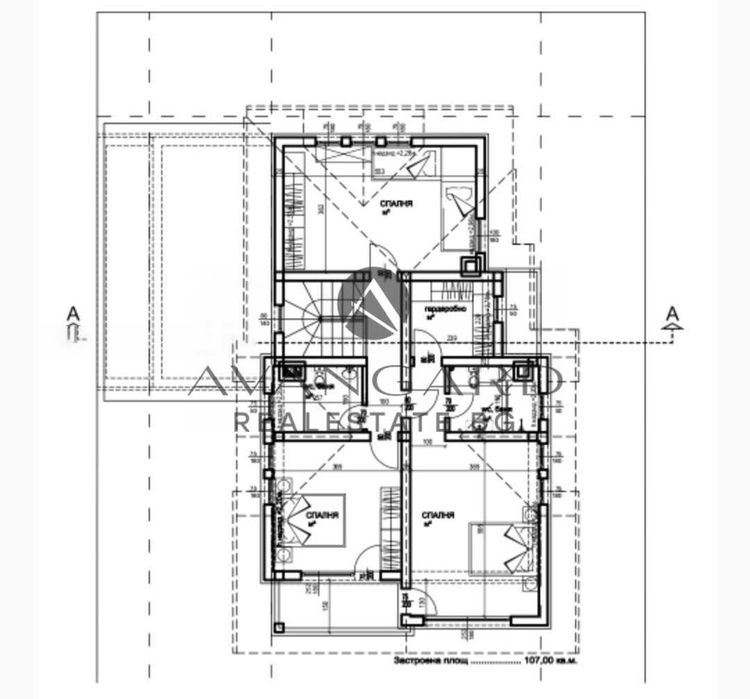 оф.25615 Самостоятелна къща с двор/ Скутаре