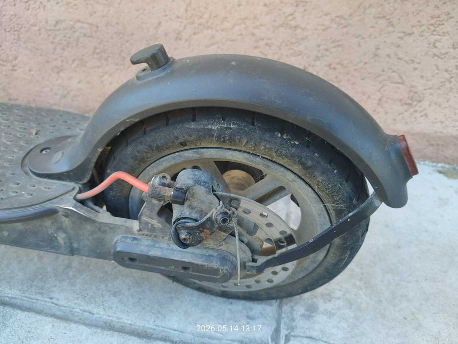 Trotineta electrica Xiaomi Mi Electric Scooter Pro (bateria are 2 din 10 celule defecte)