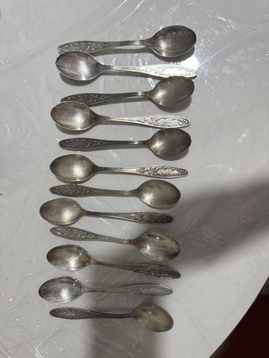 Мельхиор десертные ложки.