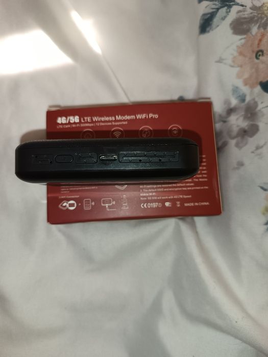 Router wifi 6  cu sim card internet 4G / 5G  internet portabil