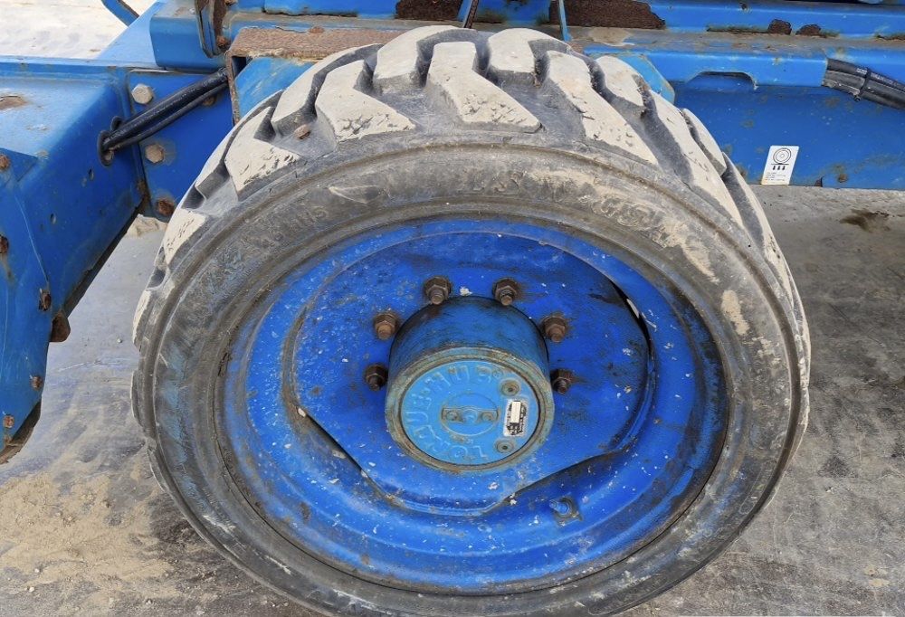 2015 Genie Gs4390 RT Nacela/platforma foarfeca 4x4