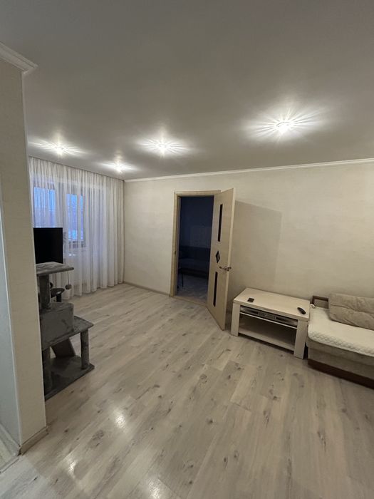 Продам 2х комн. (Центр) ОКЦ