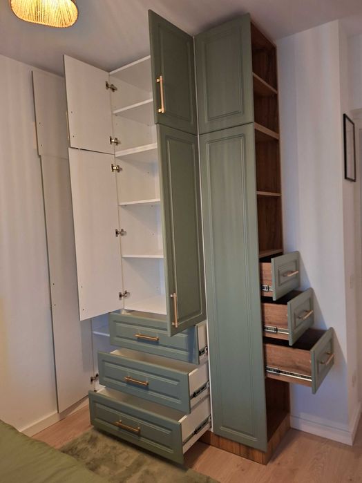 Mobila living moderna,  PAL 18 mm Egger cu 6 sertare si LED