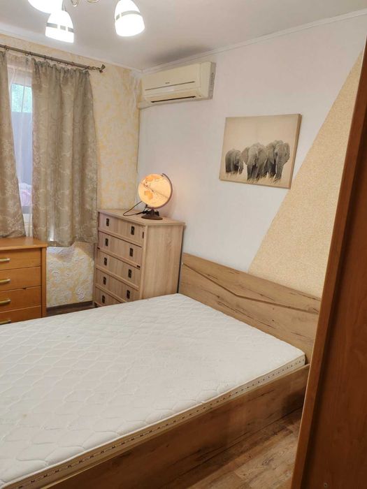 Продава се Четиристаен апартамент в Бургас, Акациите - 80 кв.м за 988 €/кв.м - Снимка #7