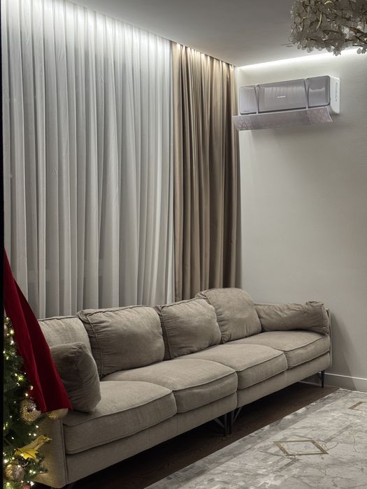 Продам диван 330х85 см