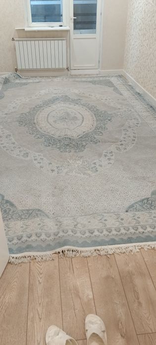 Ковры турецкие б.у по 10000