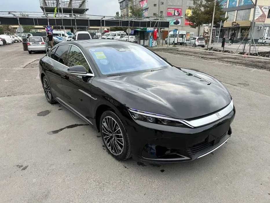 BYD  Han 506 km pod zakaz