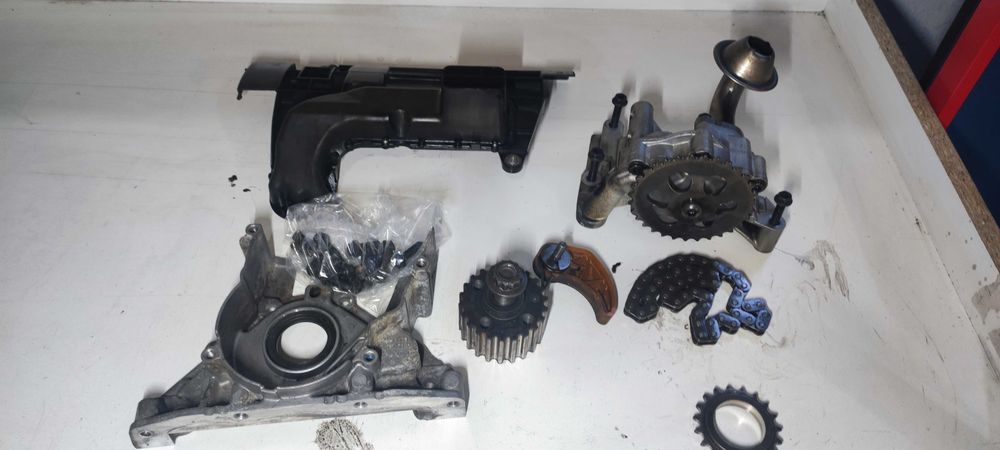 KIt pompa ulei volkswagen vw passat 1.9 TDI AVF