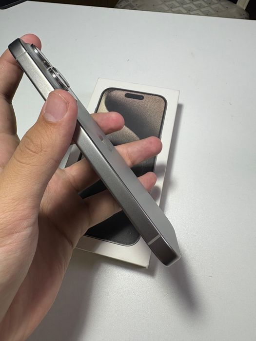 Iphone 15 pro  90% 128gb