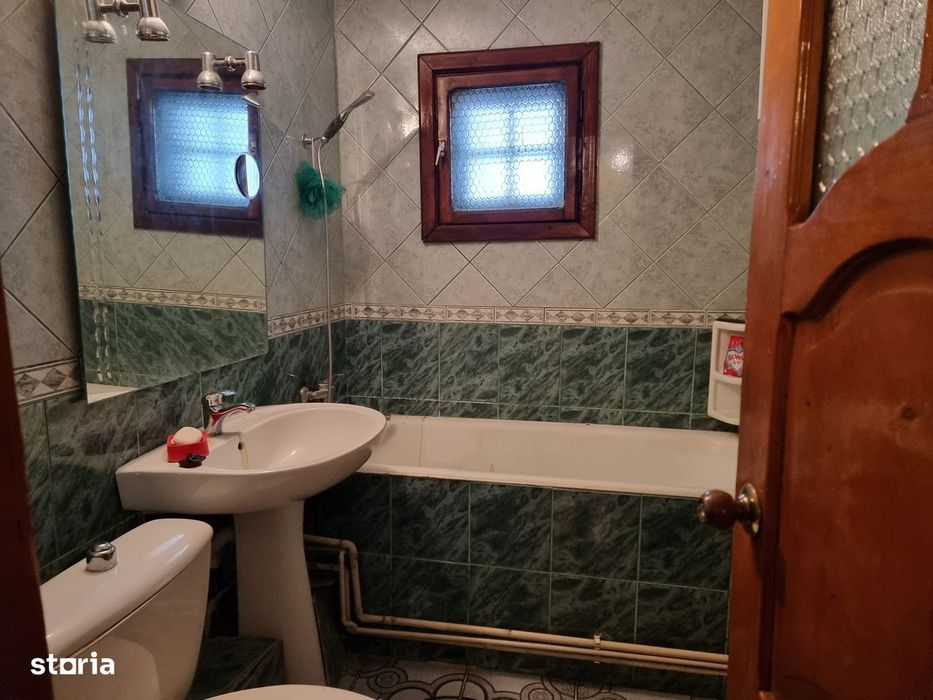 Apartament 4 camere Targoviste Micro 3