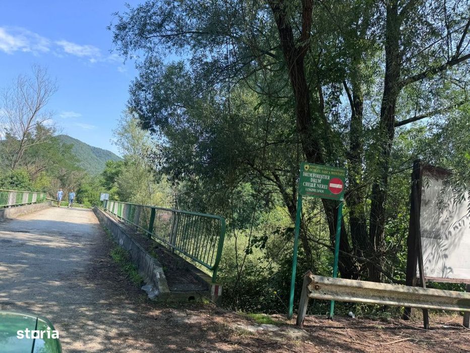 Teren 3600 mp Cheile Nerei – Peisaj de poveste! Oportunitate excelen