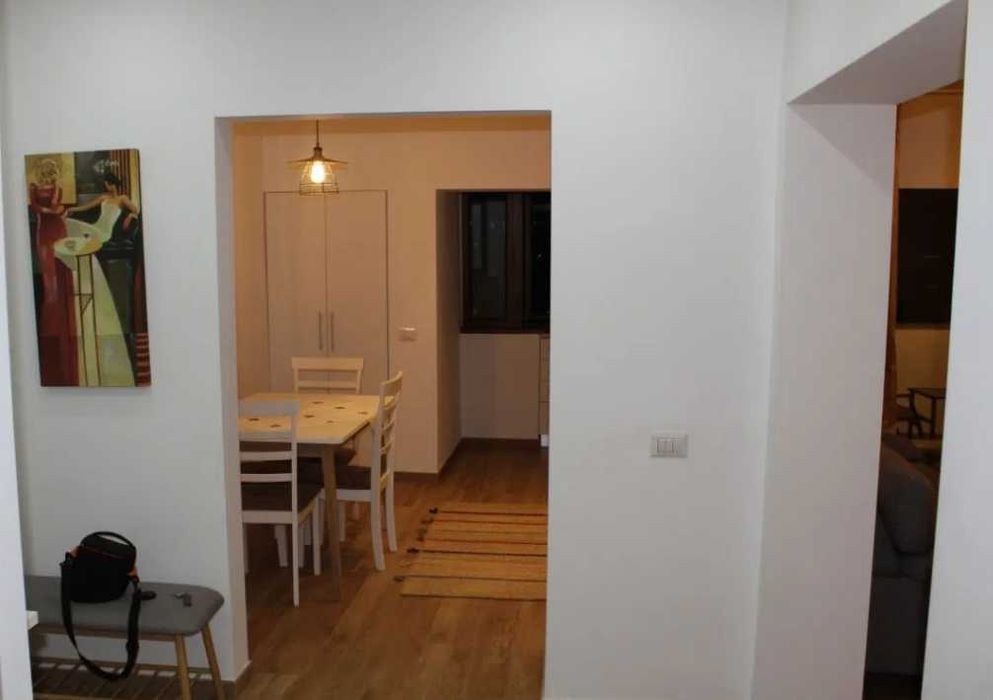 Дава се под наем Тристаен апартамент в Пловдив, Западен - 86 кв.м за 372.3 € - Снимка #2