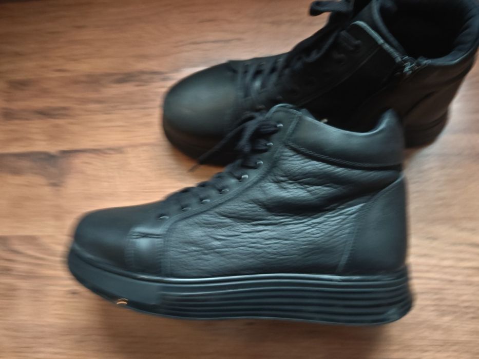 Мъжки боти естествена кожа.