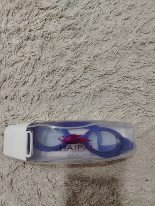 Отдам очки для плавания