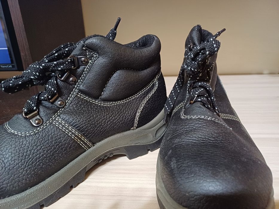 Работни обувки Астра