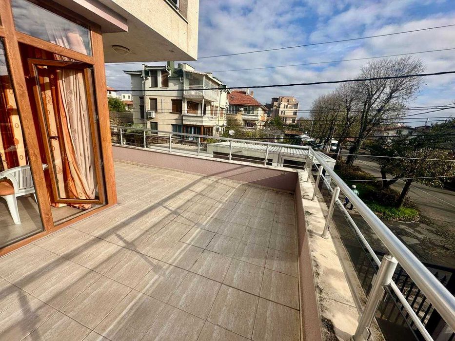 Двустаен апартамент с гледка море в центъра на кв. Сарафово, Без такса