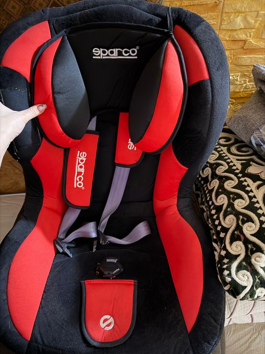 Автокресло детское sparco