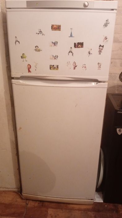 Продам срочно холодильник