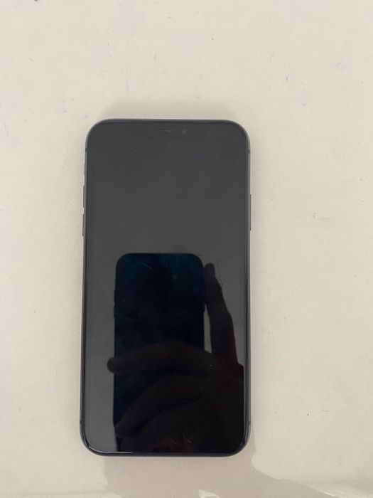 Iphone.11 128 гб акб 82