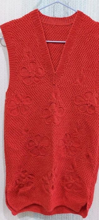 Безрукавки  детские