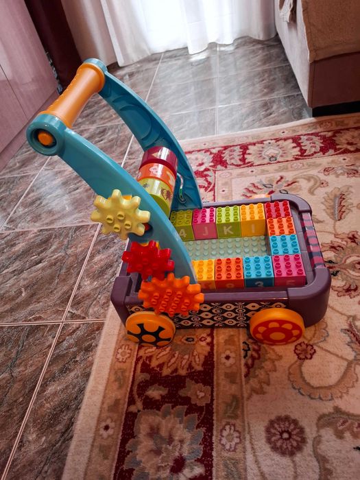 Chipolino,Количка за прохождане и игра с кубчета