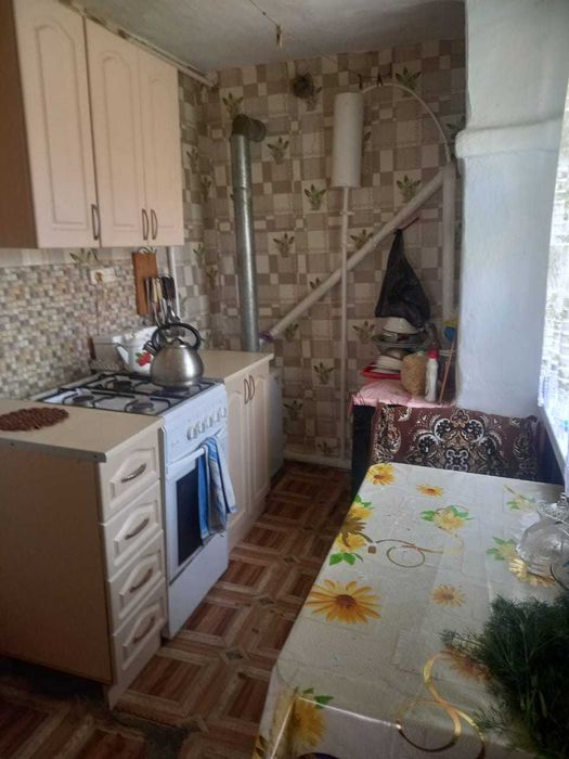 Продается дом с газовым отоплением.