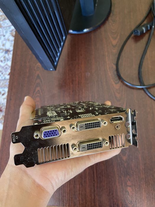 Продам видеокарту GTX 750ti