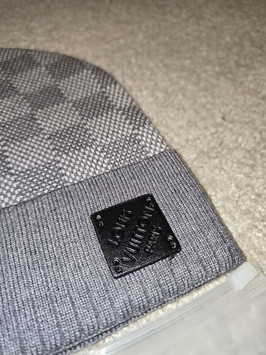 Căciulă Louis Vuitton – mărime universală – Gri