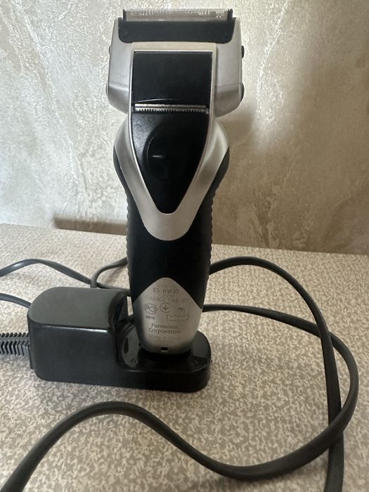 Продам электро бритву Panasonik