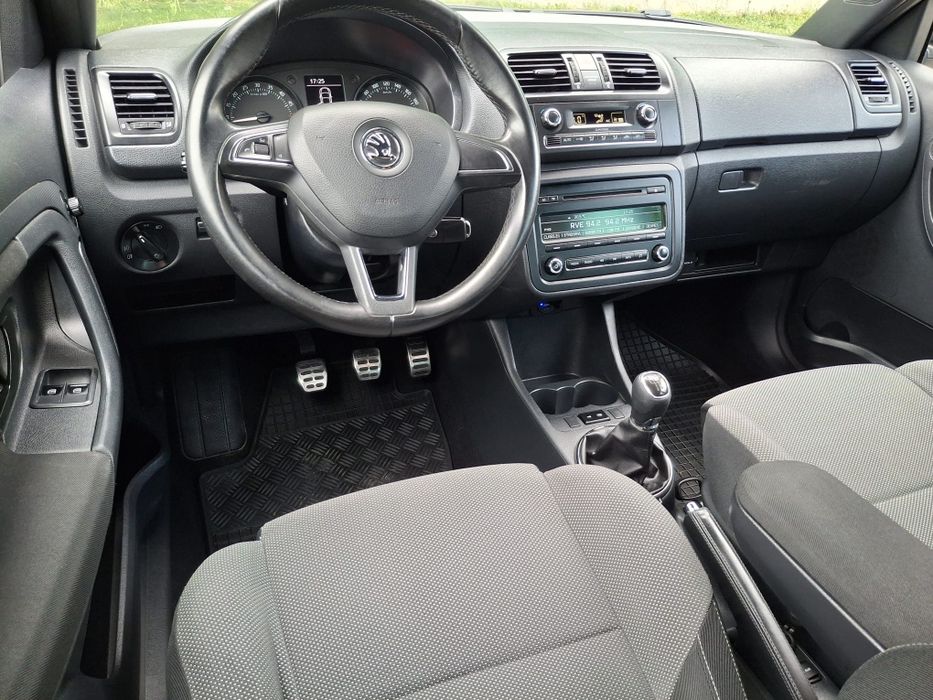 SKODA Fabia 2014 — imagine 5