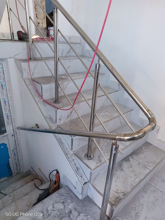 Иноксови Парапети