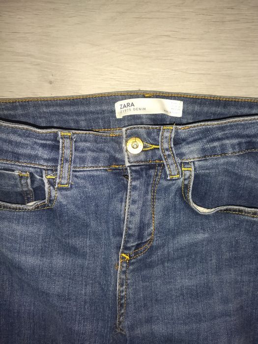 Дънки slim fit Zara