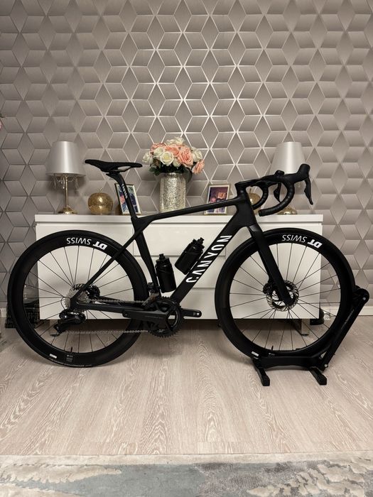 Cursiera/Endurace Canyon Endurace 2025 CF SLX 8 di2