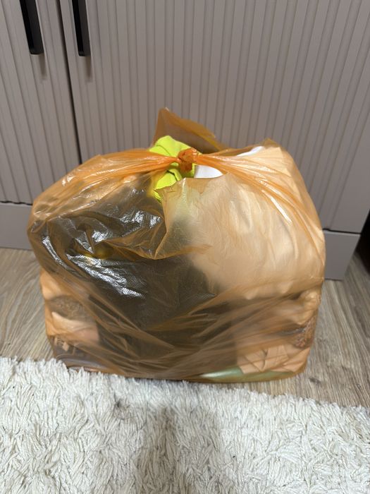 Отдам даром детские вещи